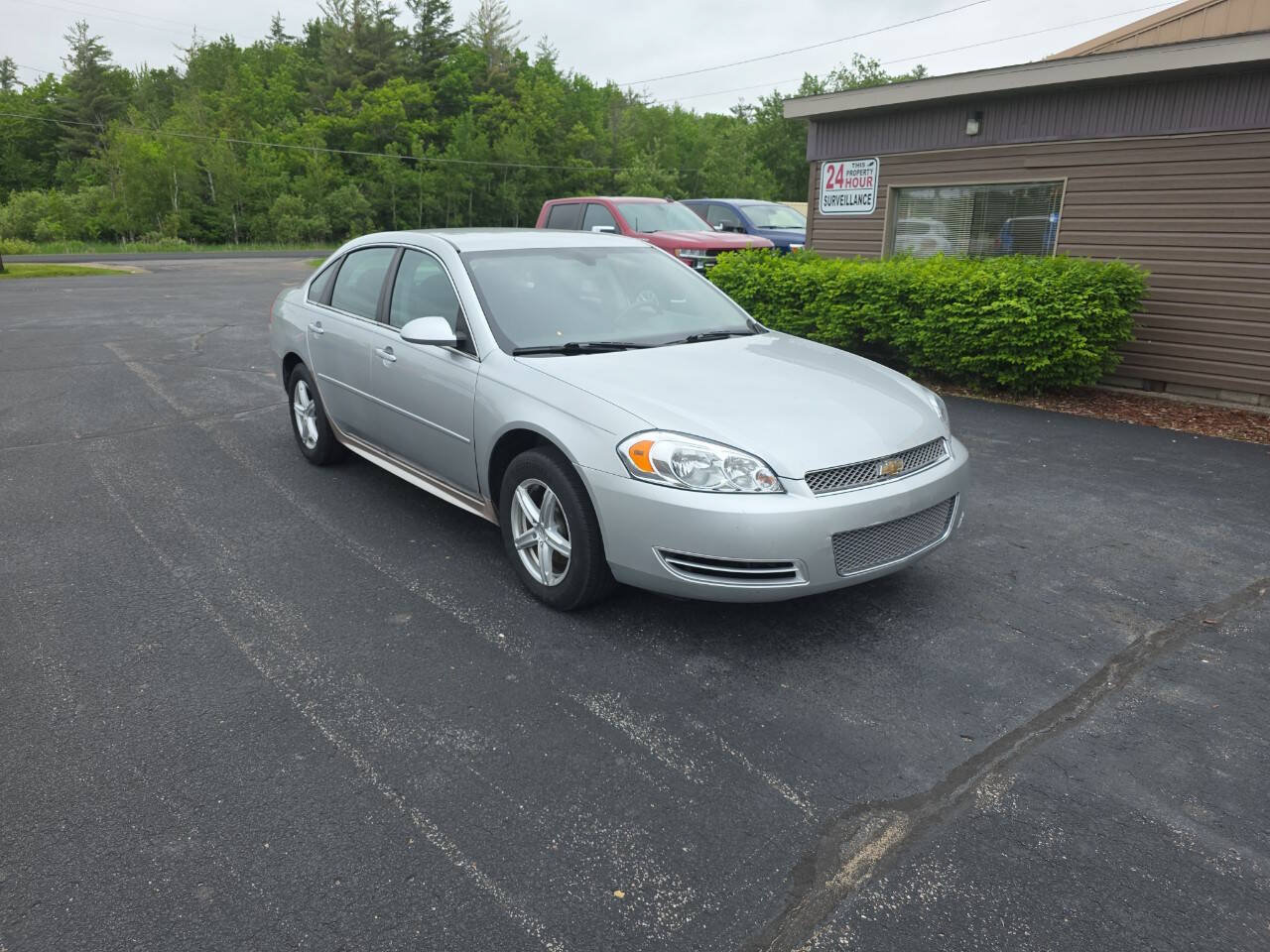 Used 2012 Chevrolet Impala LS FWD image 4