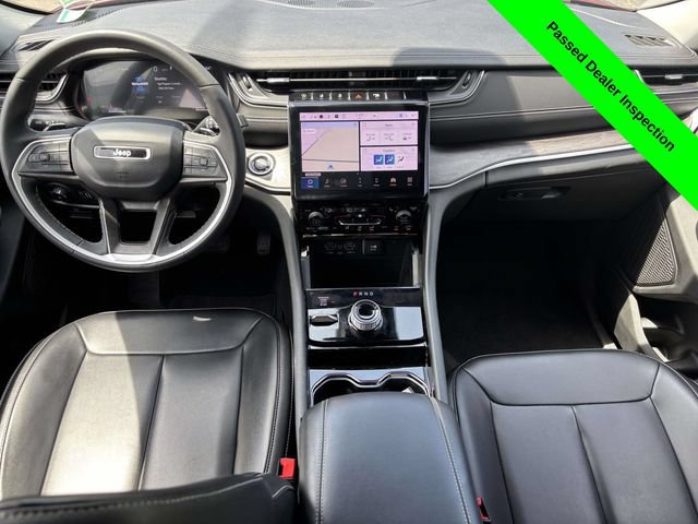 Used 2023 Jeep Grand Cherokee Limited AWD/4WD image 26