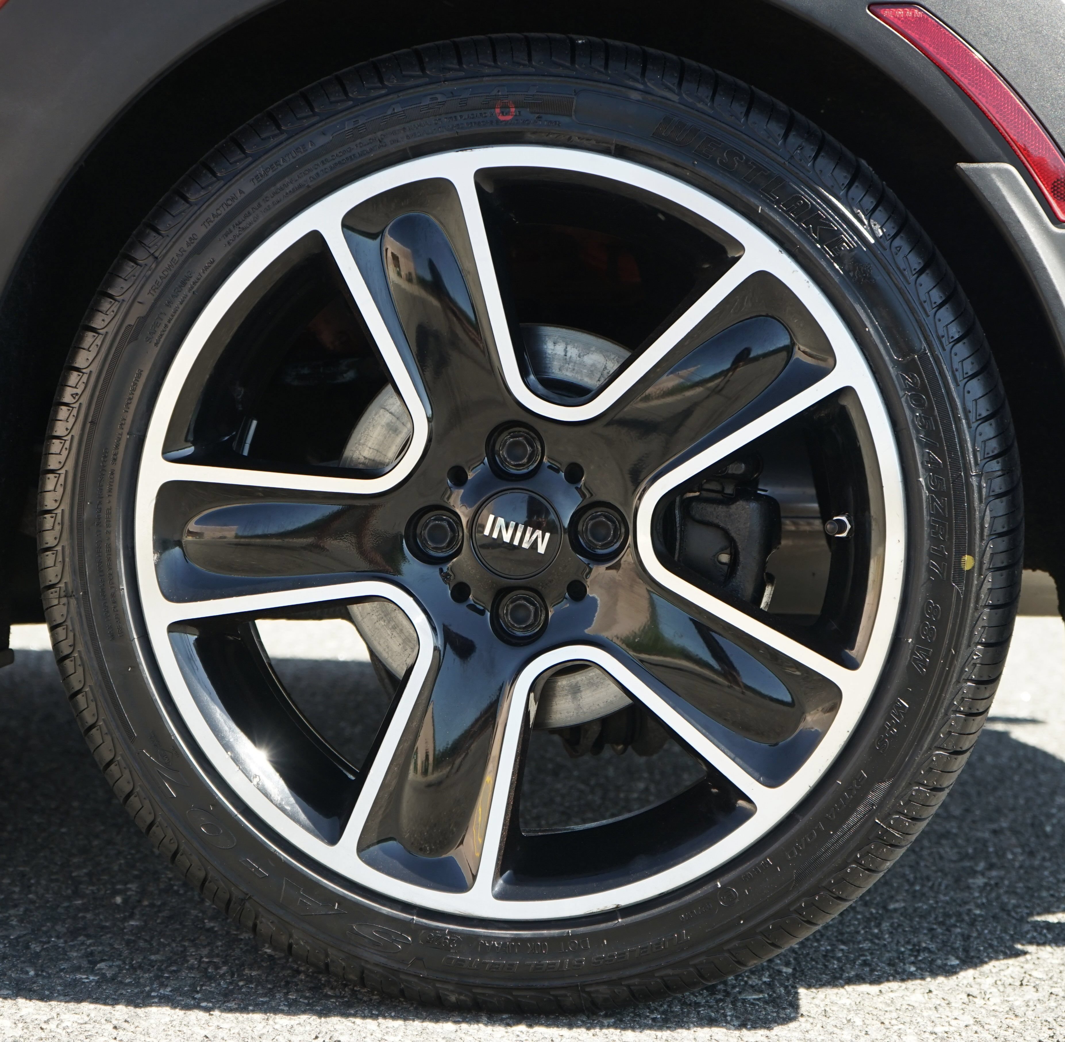 Used 2014 MINI Cooper Clubman S FWD image 40