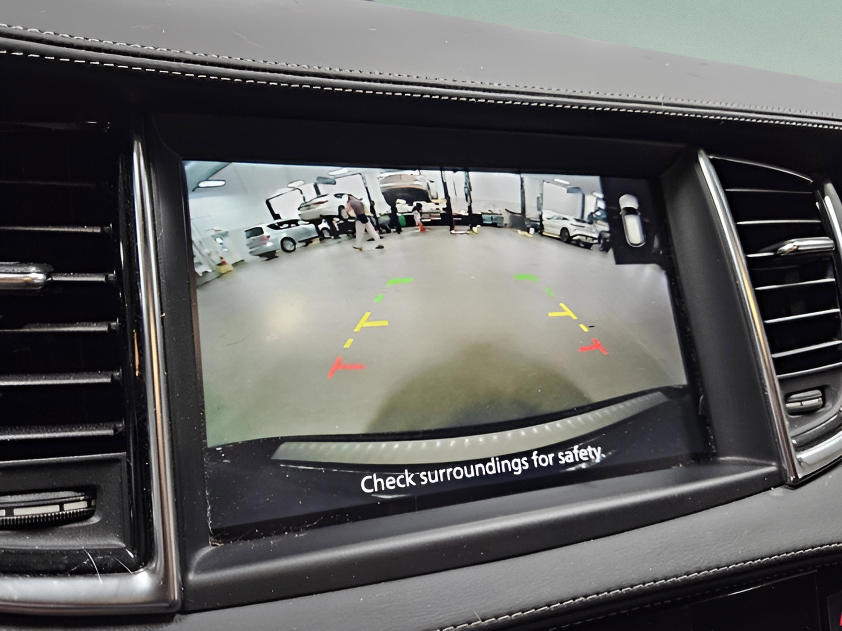 Certified 2025 INFINITI QX50 Luxe w/ Accent Package image 87