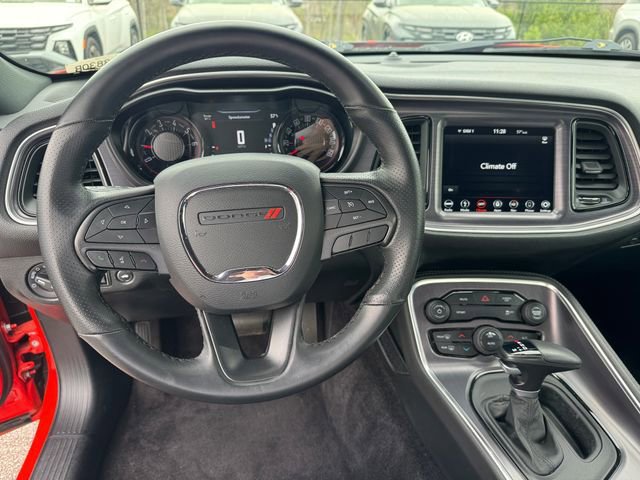 Used 2018 Dodge Challenger SXT w/ Blacktop Package image 15