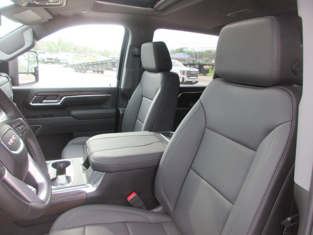 New 2026 GMC Sierra 2500 SLT w/ SLT Premium Package AWD/4WD image 14