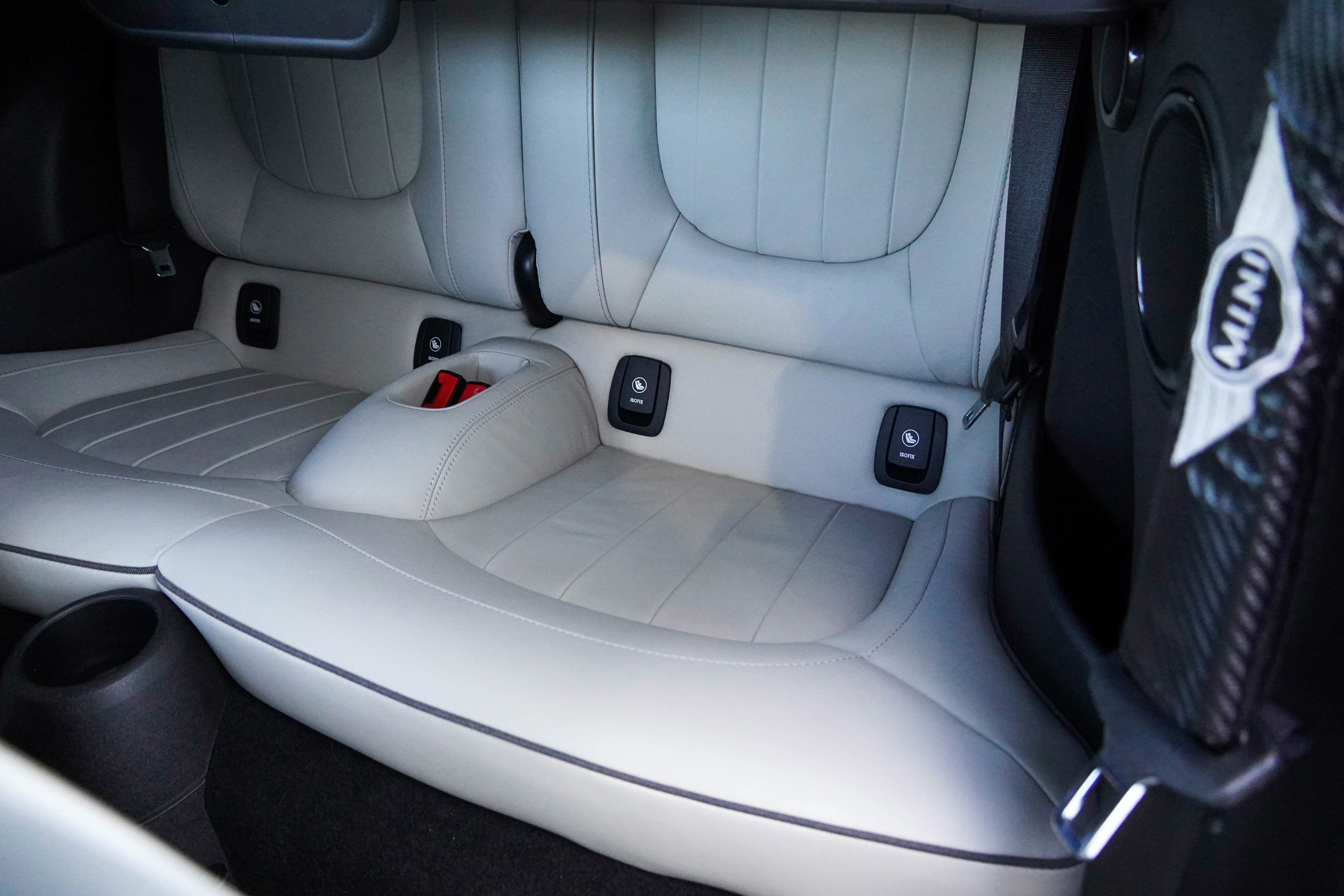 Used 2018 MINI Cooper Convertible image 34