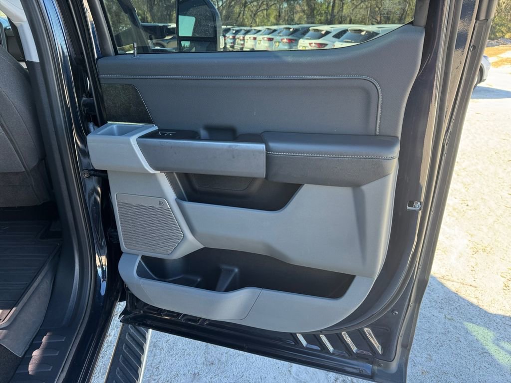 Certified 2022 Ford F150 XLT w/ Equipment Group 302A High image 26