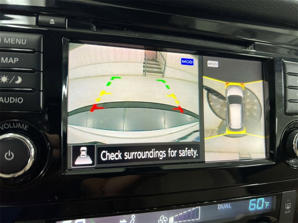 Used 2019 Nissan Rogue SL w/ Premium Package image 15