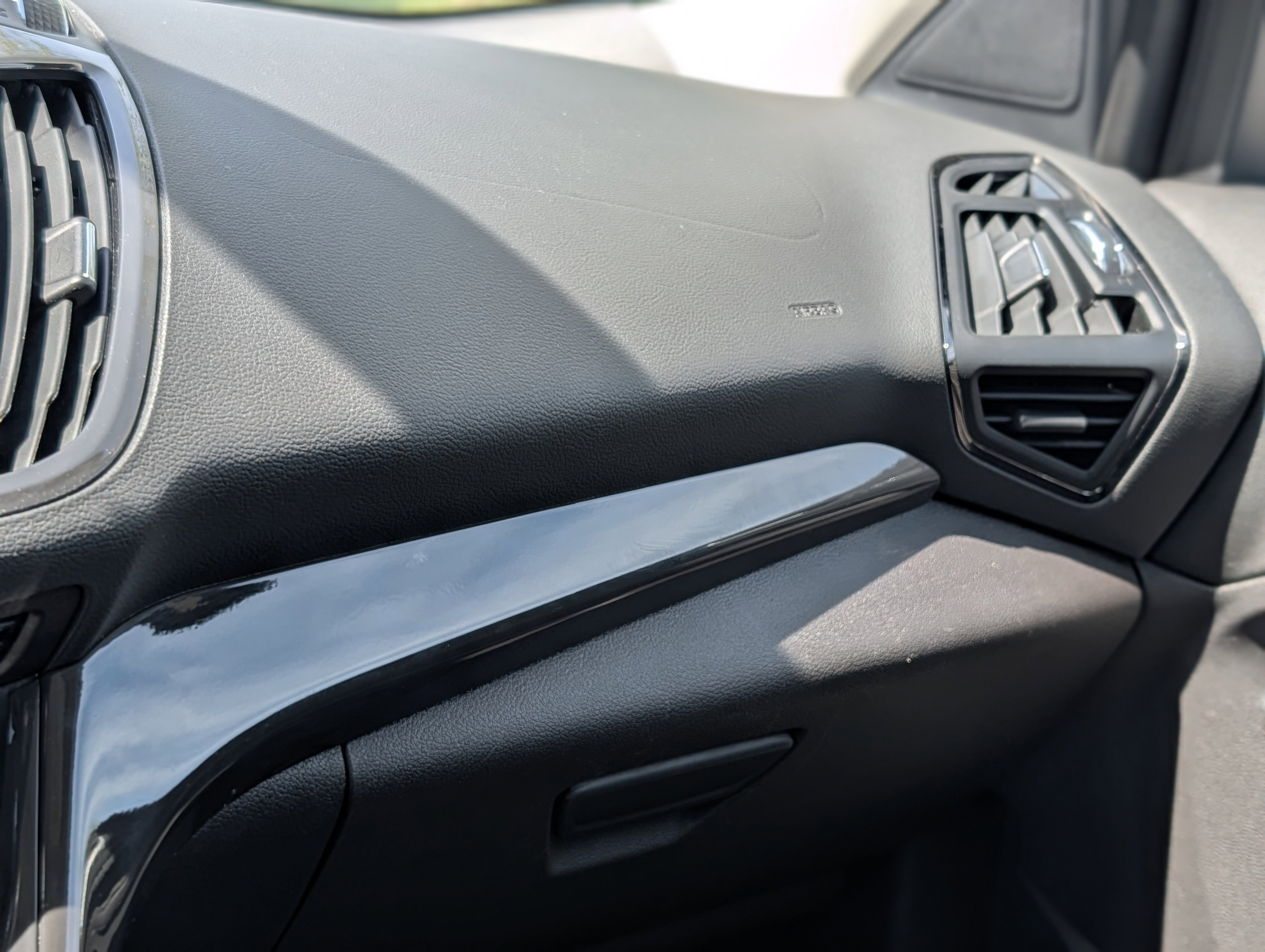 Used 2014 Ford Escape Titanium image 16