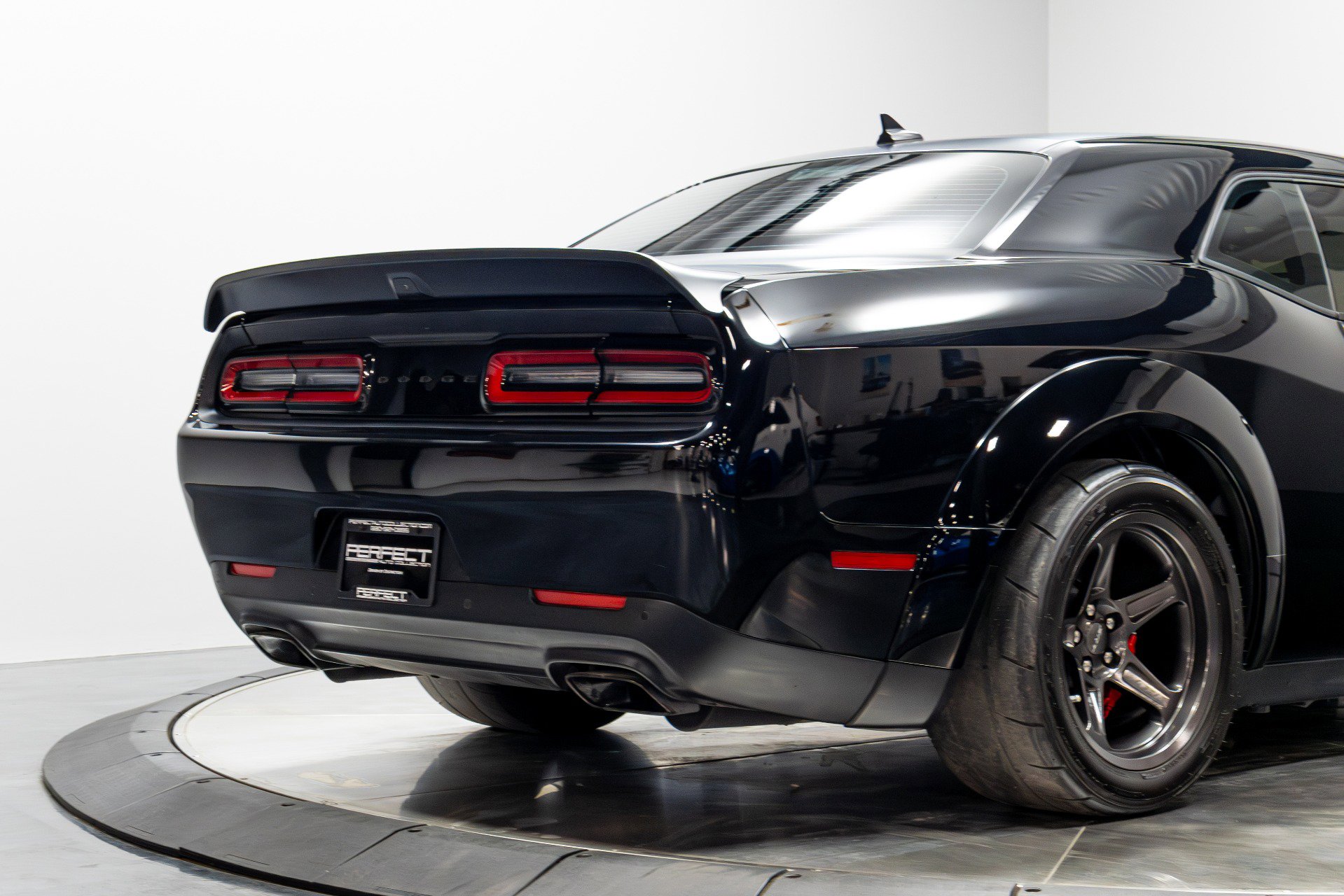 Used 2022 Dodge Challenger SRT Super Stock RWD image 17