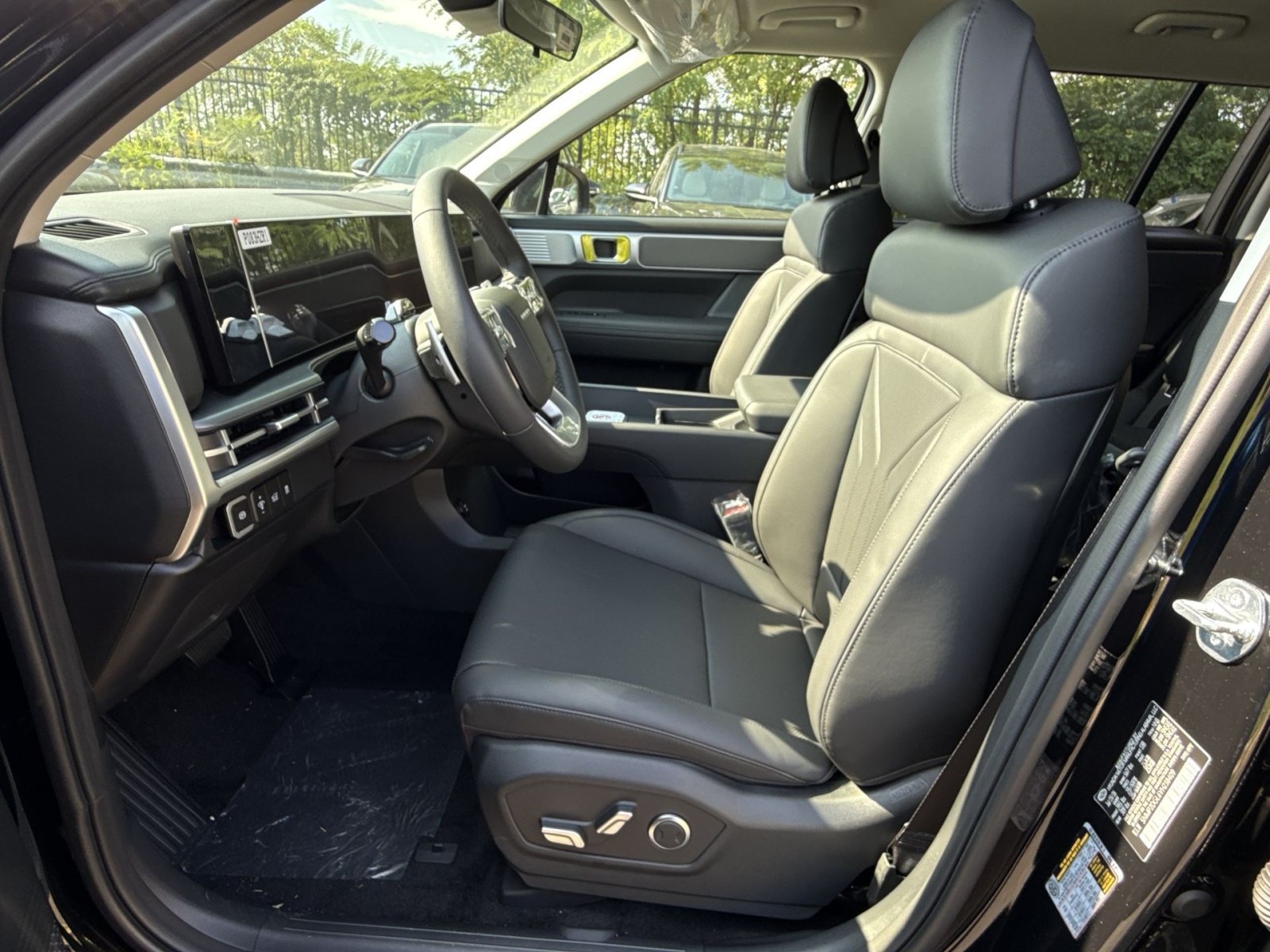 New 2027 Hyundai Santa Fe SEL AWD/4WD image 13