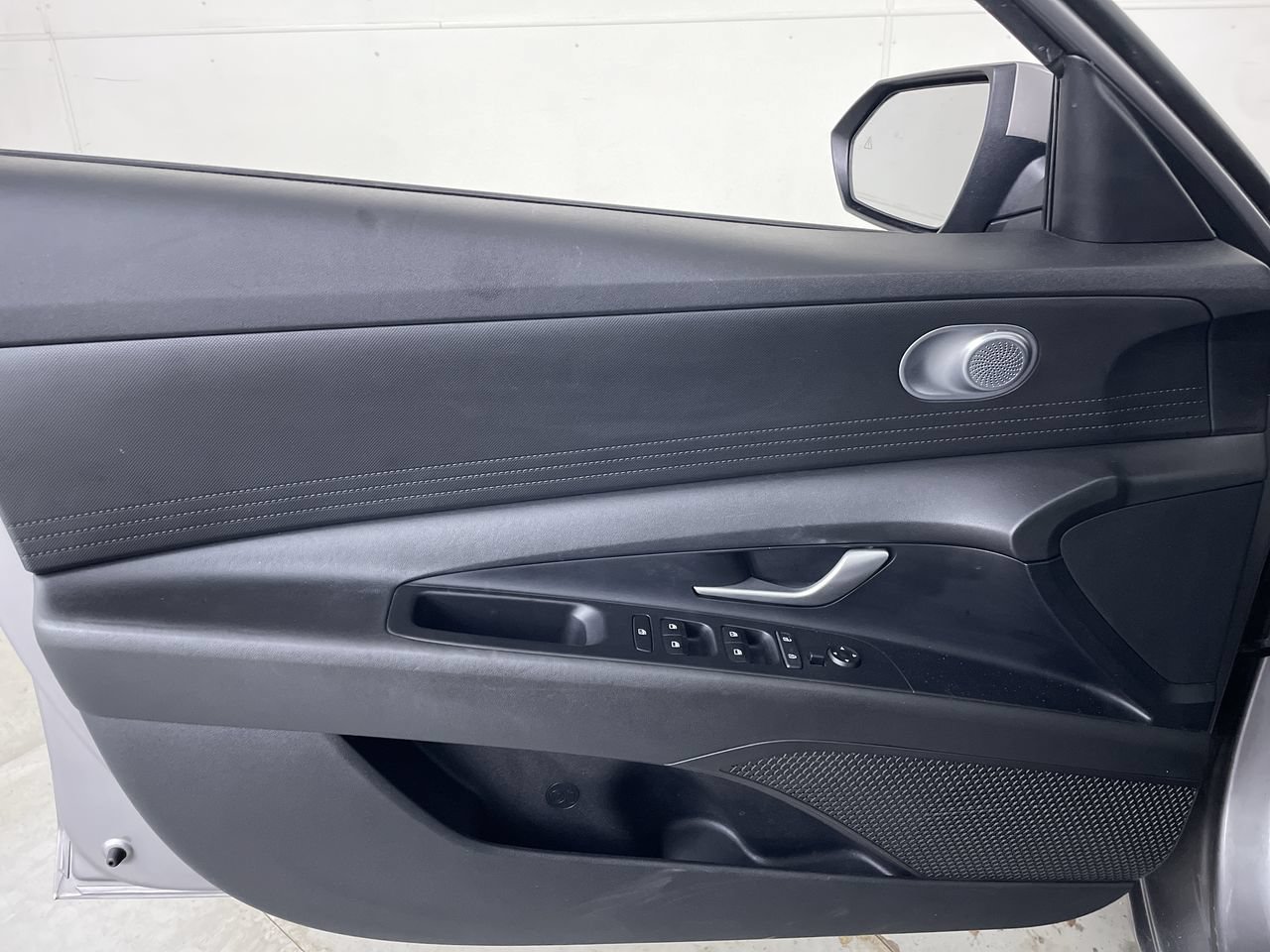 Used 2021 Hyundai Elantra SEL FWD image 10