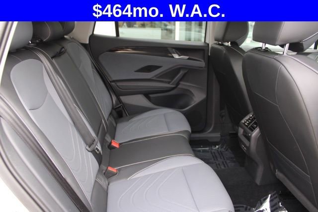 Used 2025 Volkswagen Tiguan SE AWD/4WD image 23