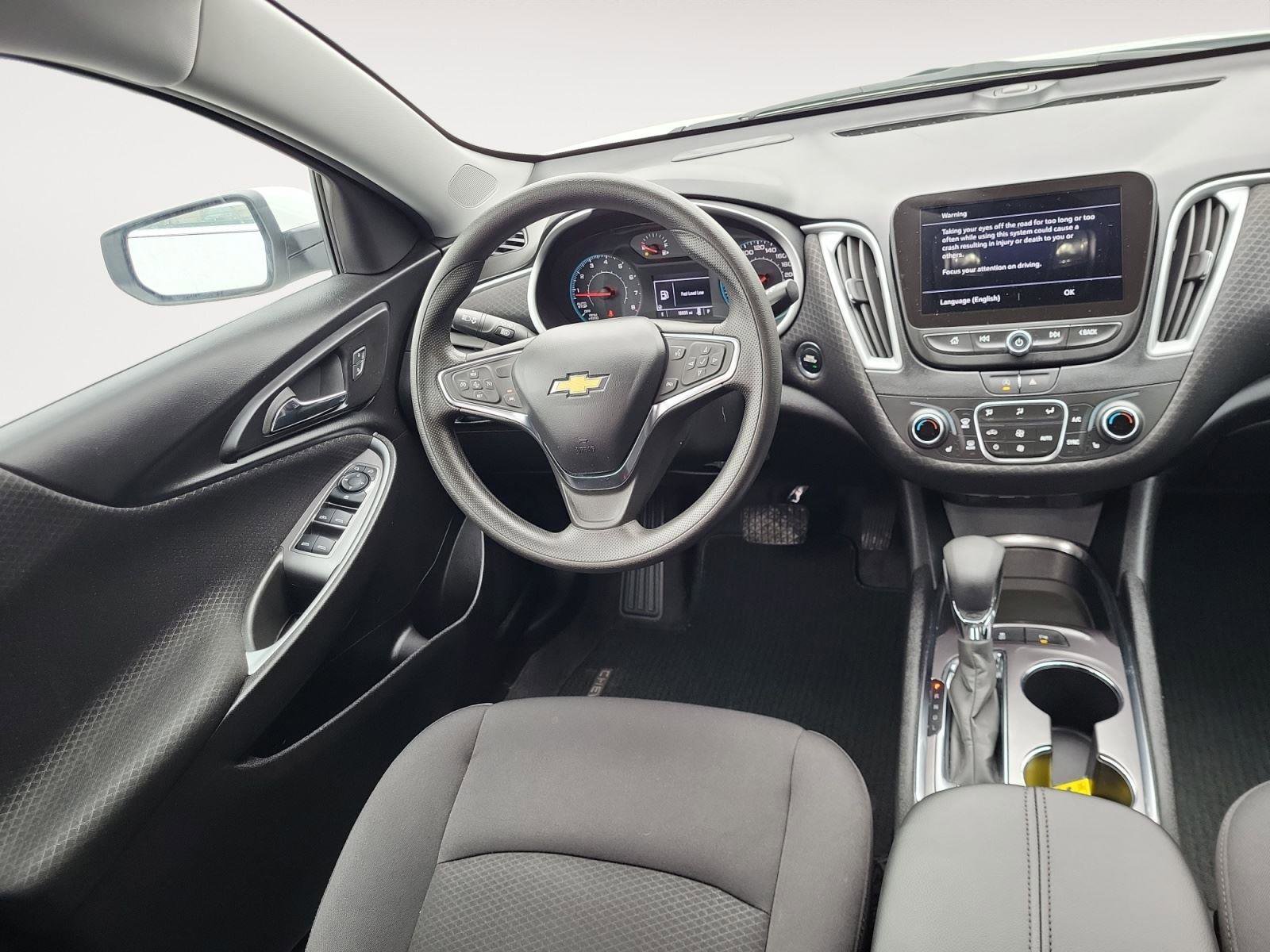 Used 2024 Chevrolet Malibu LT image 11