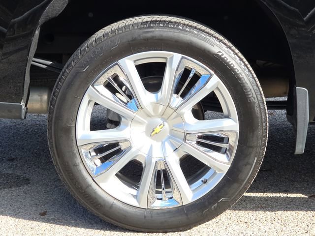 Used 2022 Chevrolet Silverado 1500 High Country w/ High Country Premium Package image 9