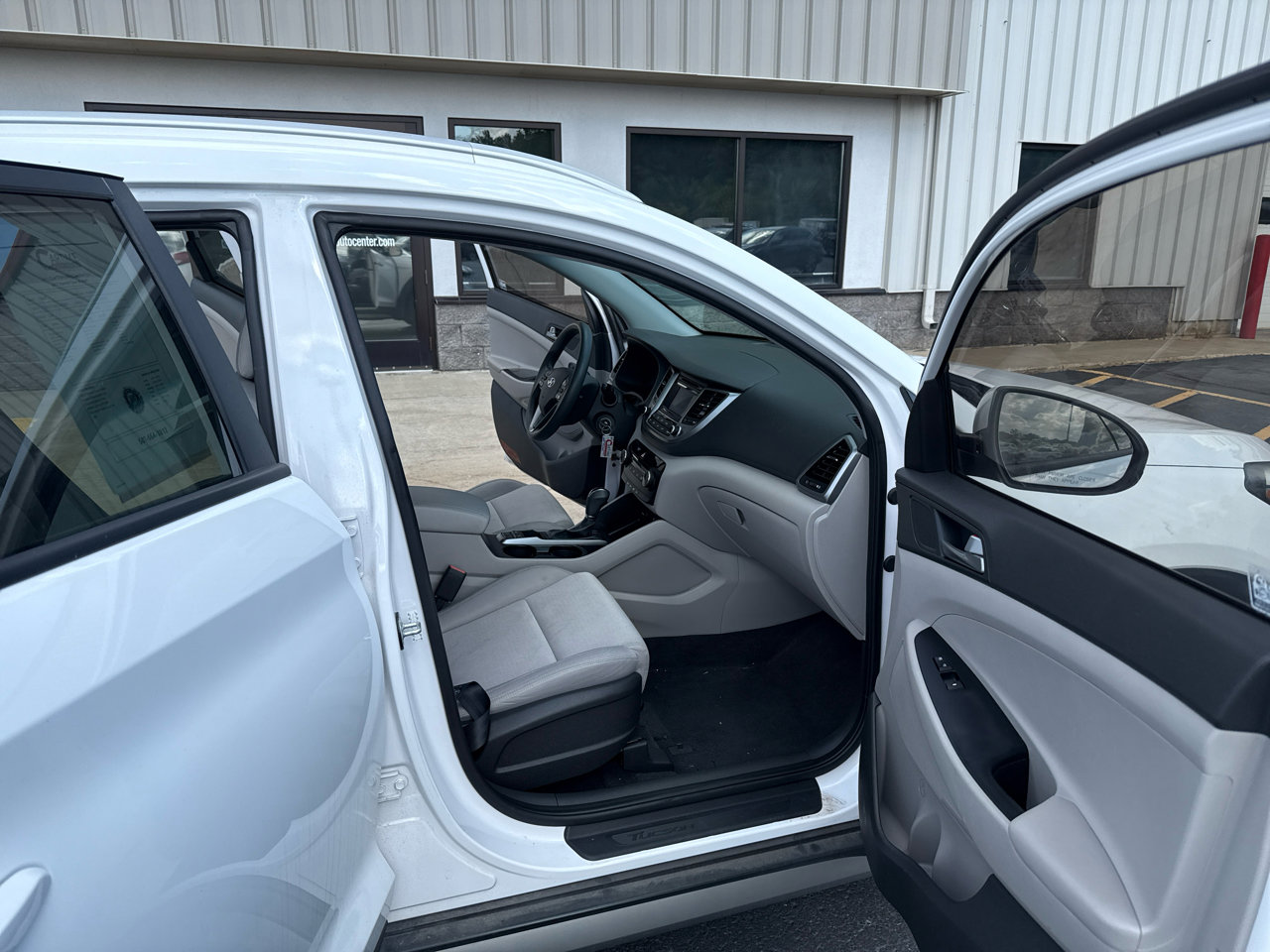 Used 2017 Hyundai Tucson SE image 11