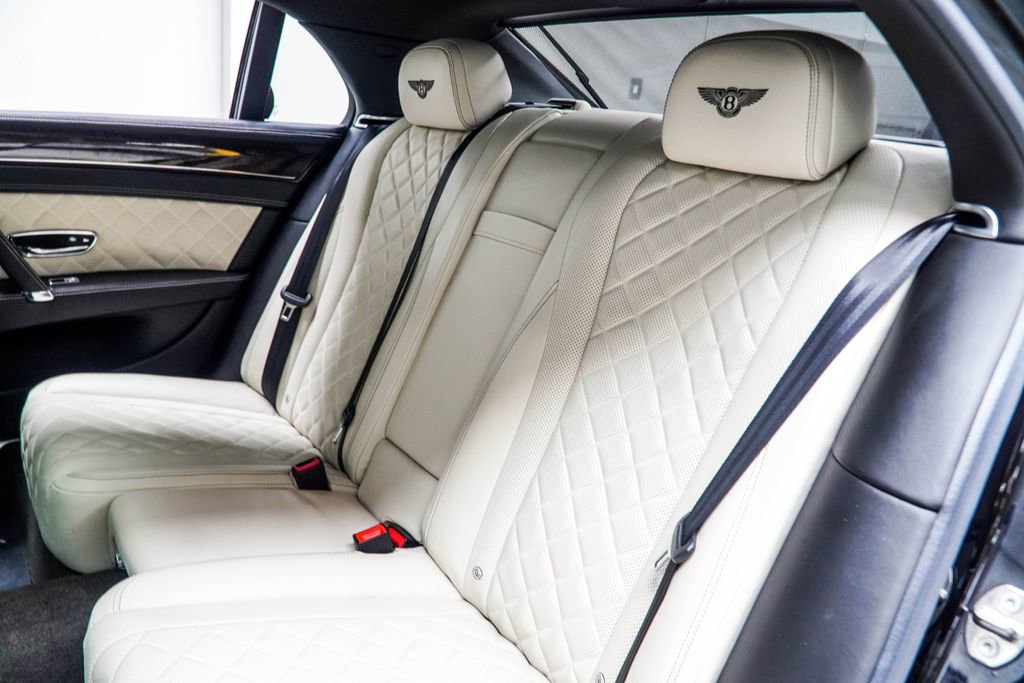 Used 2018 Bentley Flying Spur S V8 AWD/4WD image 45