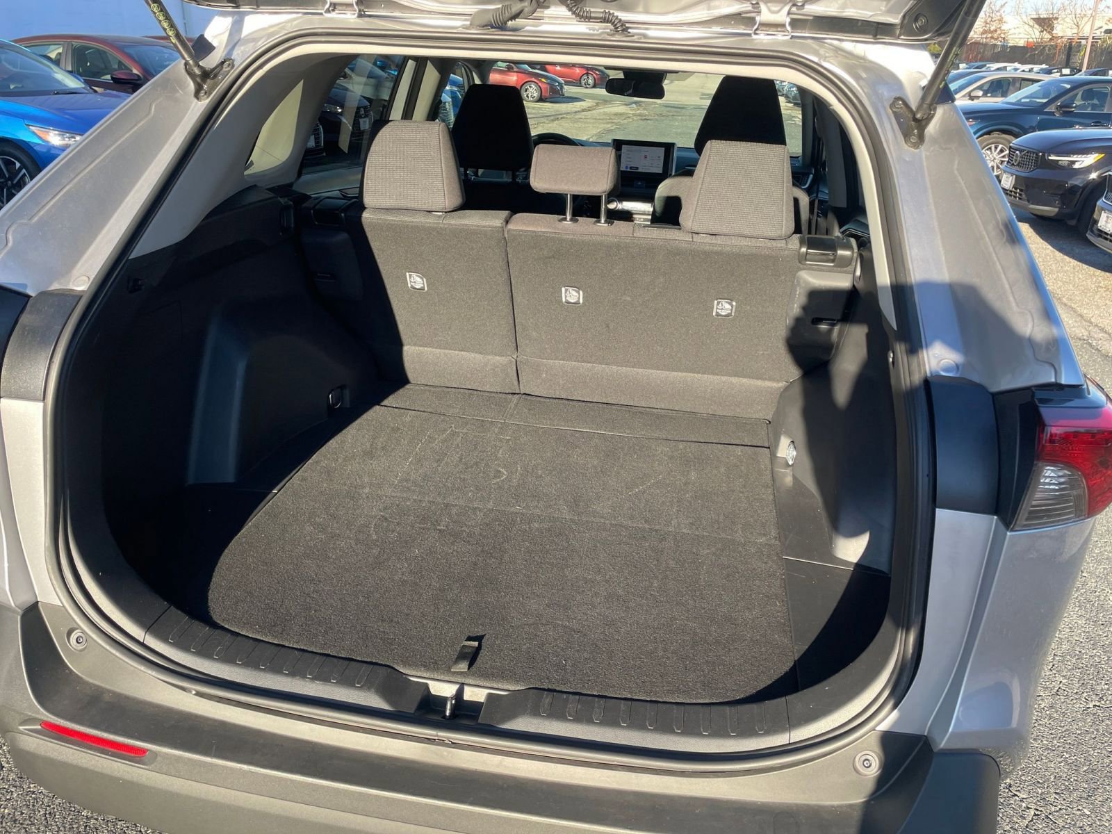 Used 2025 Toyota RAV4 LE image 30