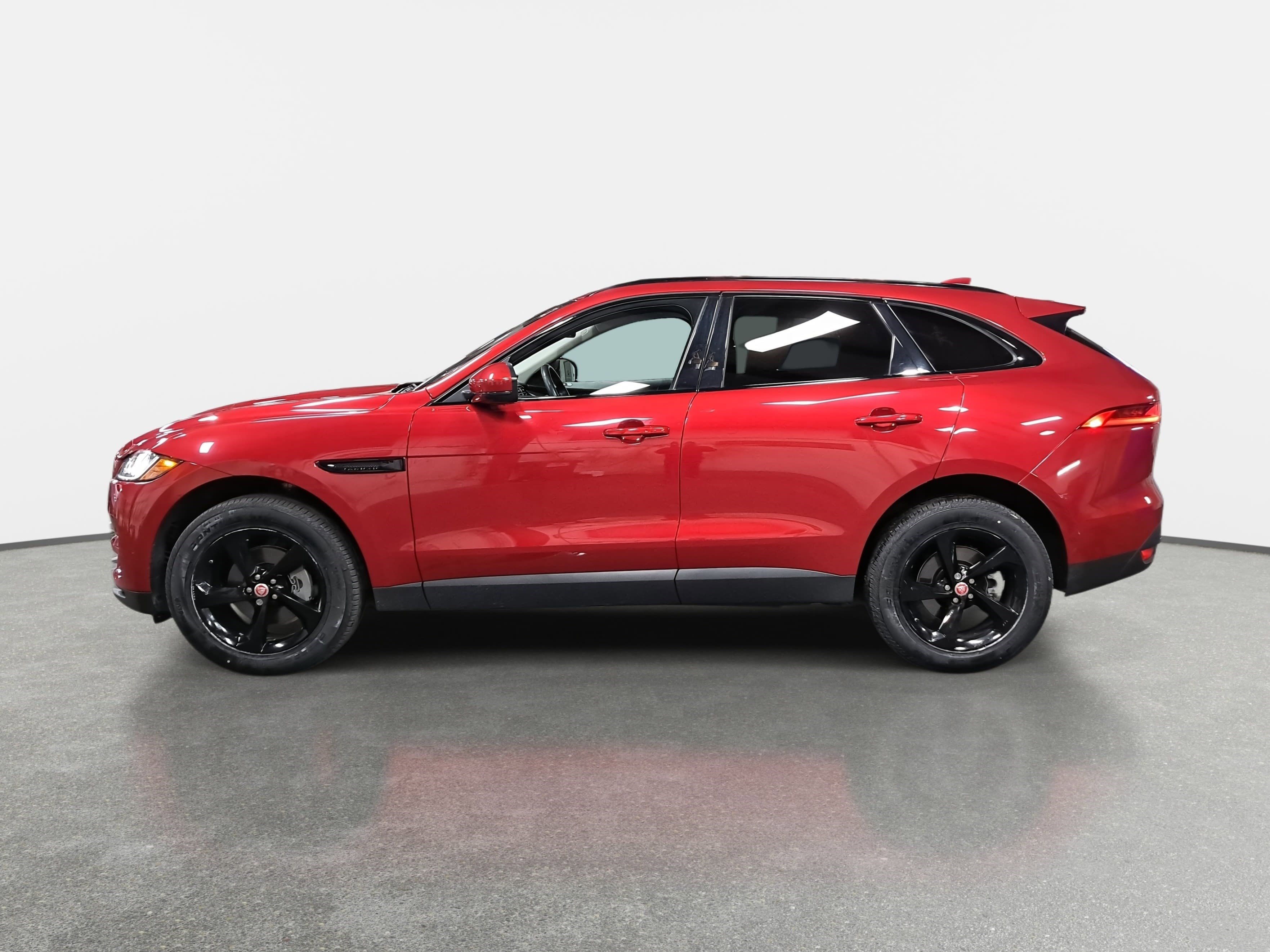 Used 2018 Jaguar F-PACE Prestige image 8