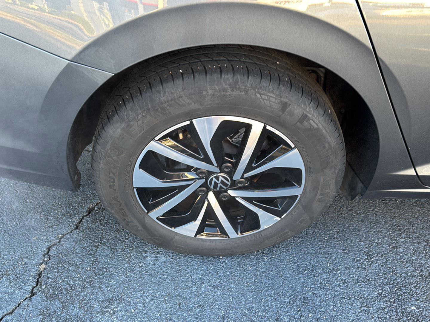 Used 2025 Volkswagen Jetta S image 30