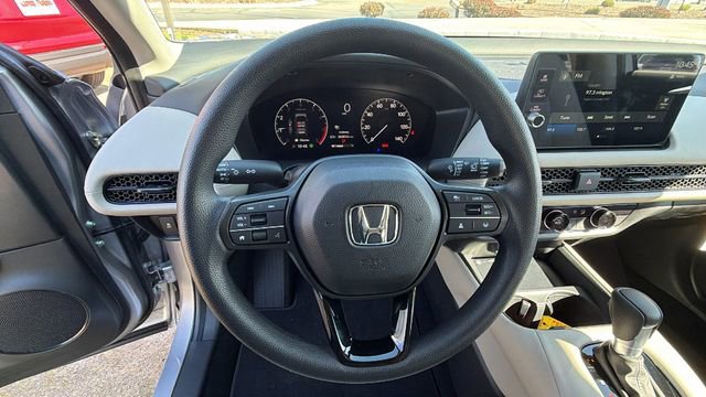 New 2026 Honda HR-V LX image 26