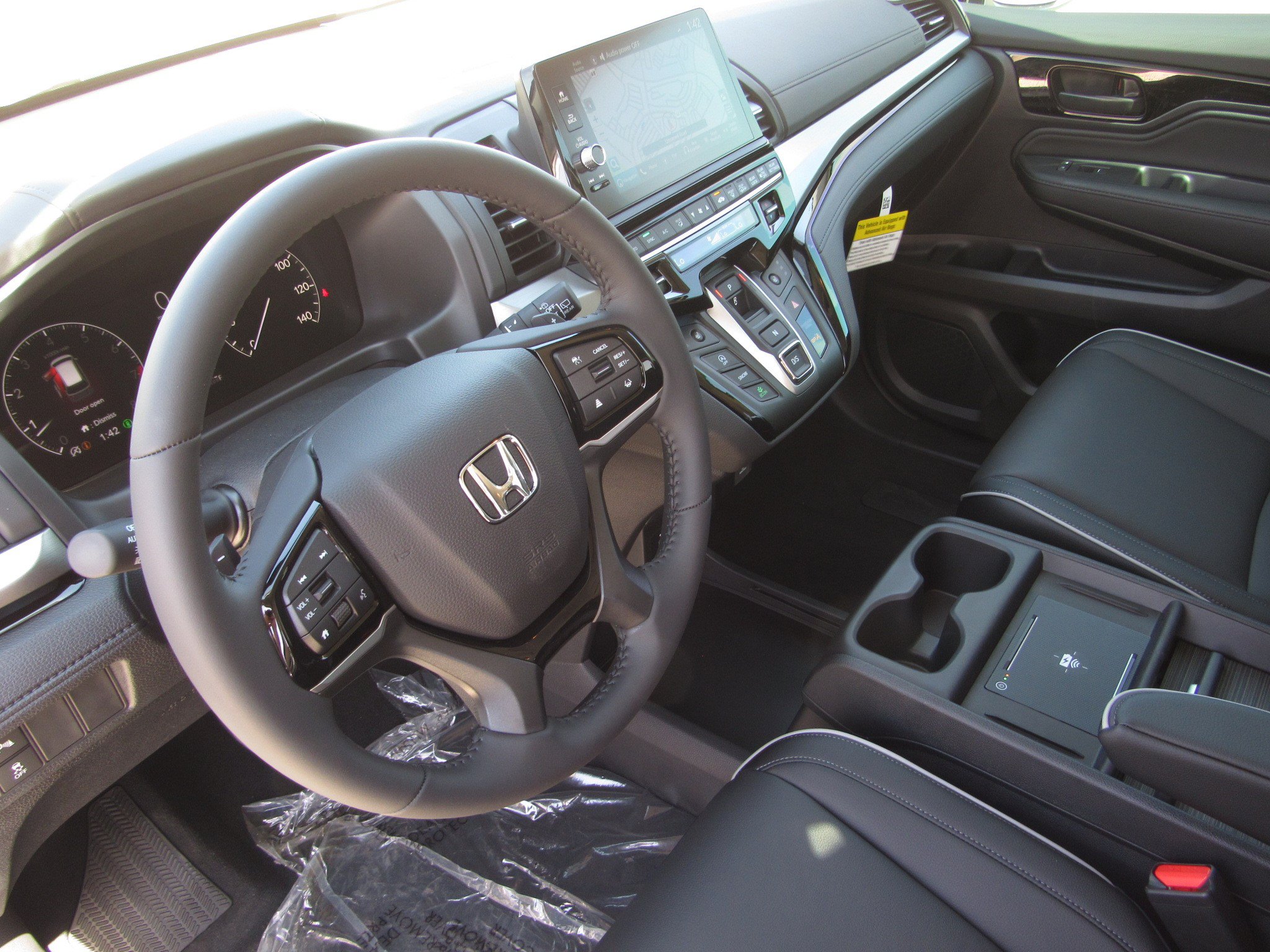 New 2026 Honda Odyssey Touring image 18