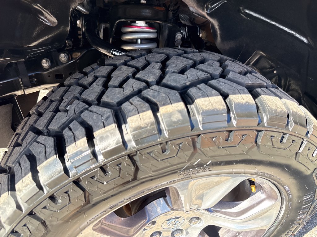 Used 2019 RAM 1500 Laramie w/ Off Road Group AWD/4WD image 36