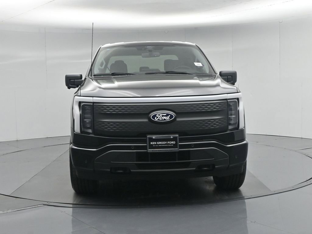 New 2025 Ford F150 Lightning Flash AWD/4WD image 25