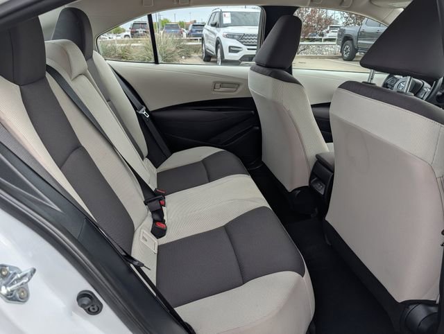 Used 2025 Toyota Corolla LE image 29