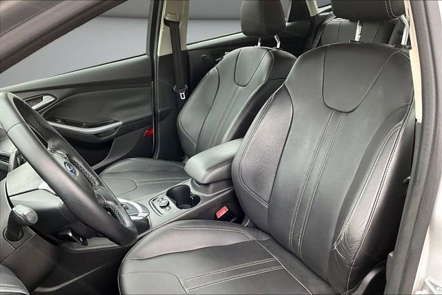 Used 2012 Ford Focus Titanium FWD image 21