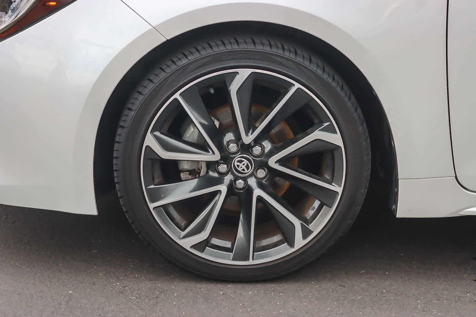 Used 2021 Toyota Corolla XSE image 9