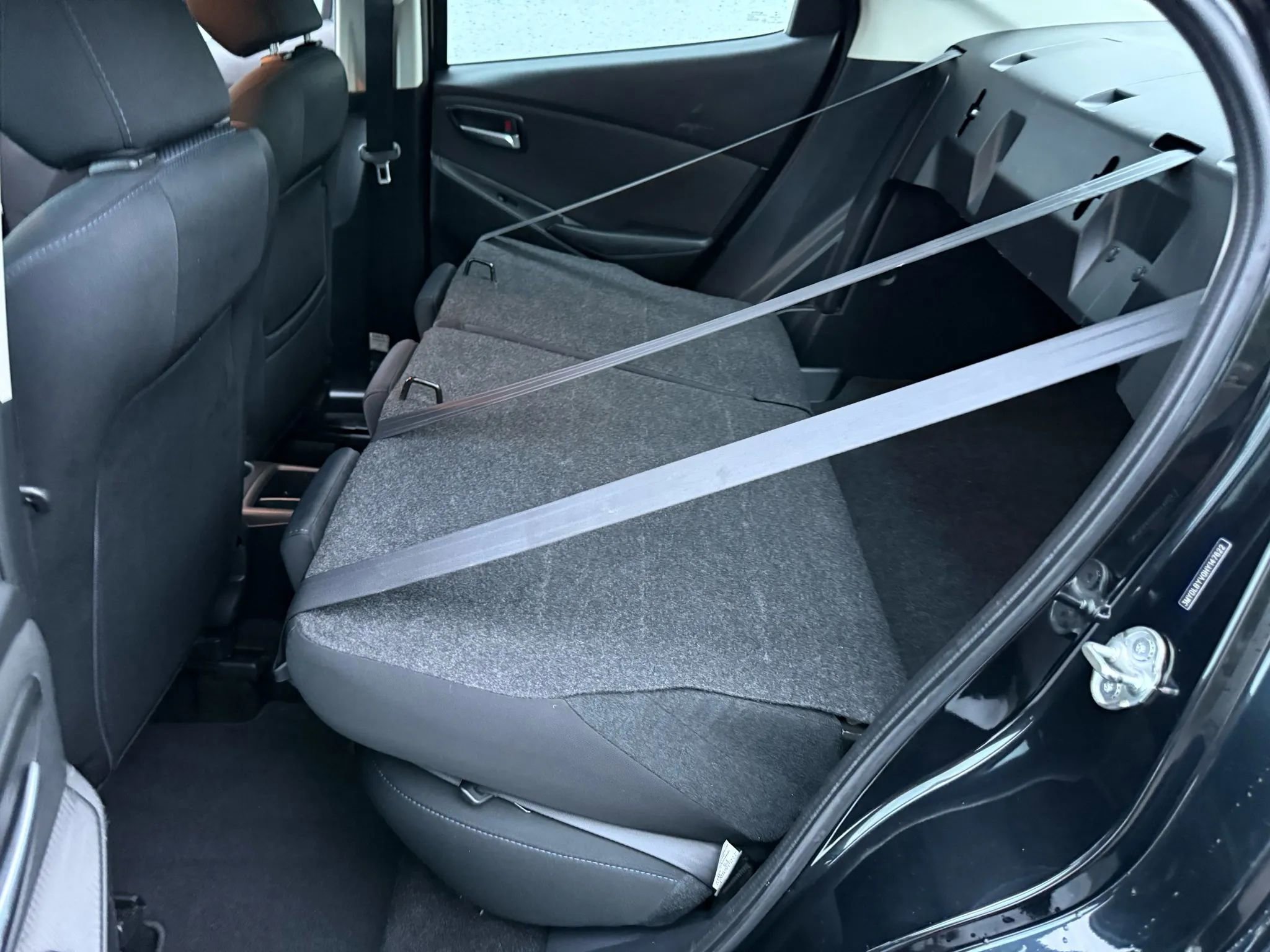 Used 2017 Toyota Yaris iA image 24