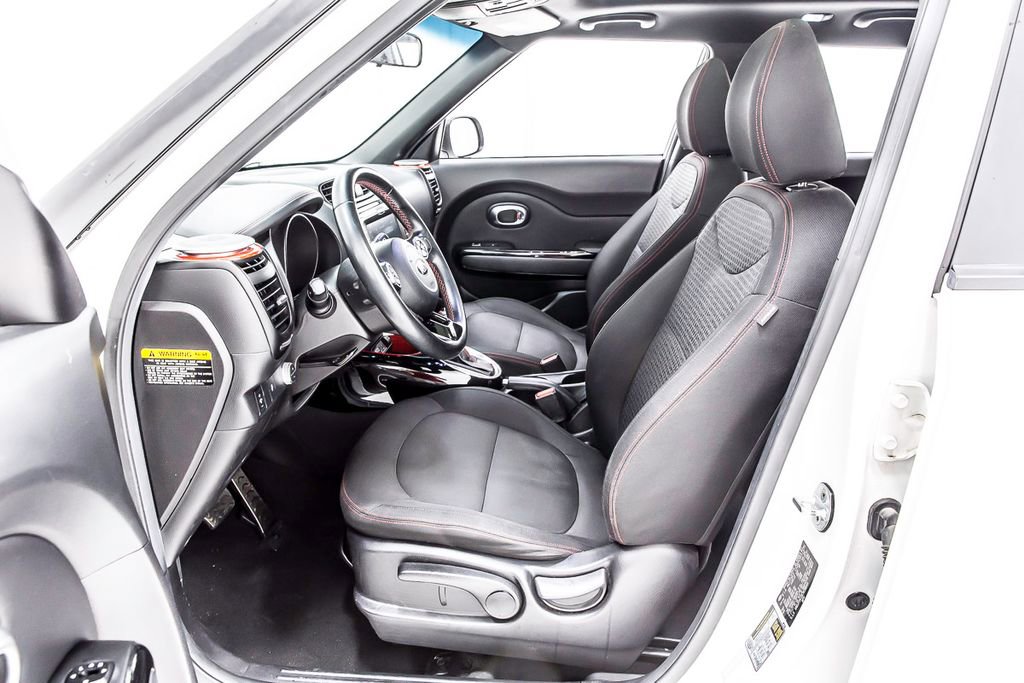 Used 2014 Kia Soul + image 25