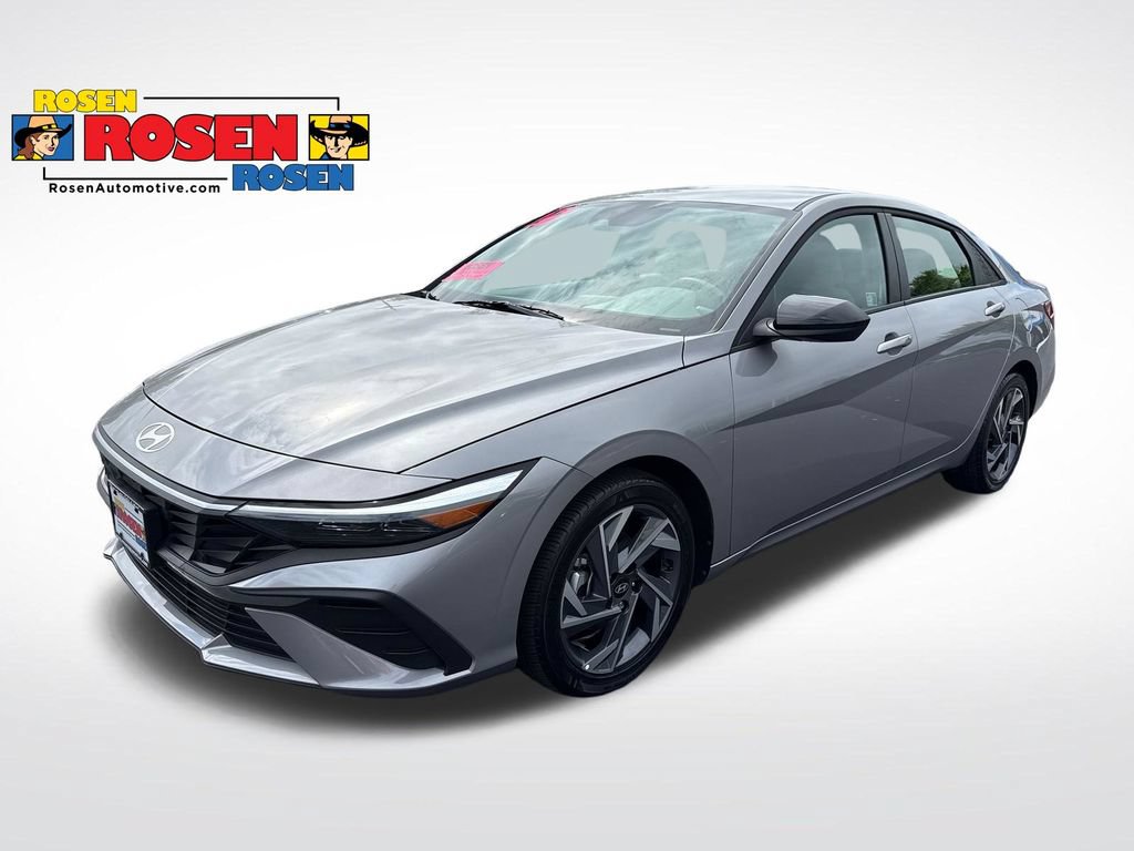 Certified 2025 Hyundai Elantra Sport FWD 360° Tour
