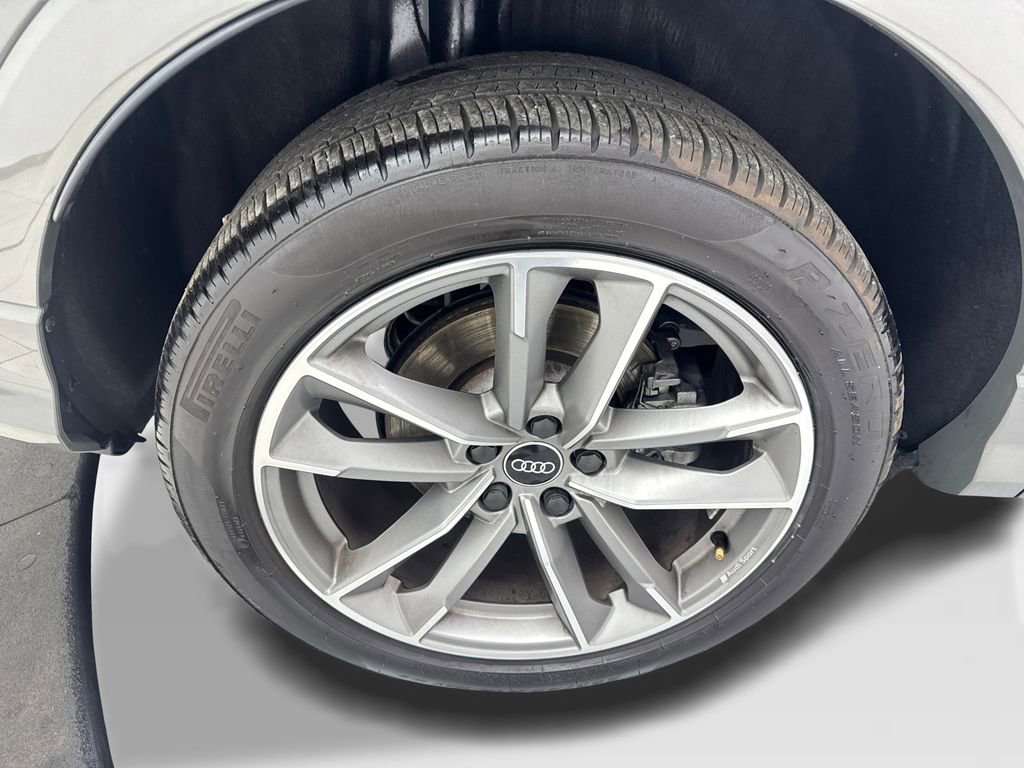 Used 2024 Audi Q3 2.0T Premium Plus w/ Premium Plus Package image 88
