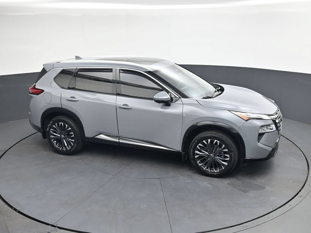 Certified 2024 Nissan Rogue Platinum w/ Platinum Premium Package AWD/4WD image 33