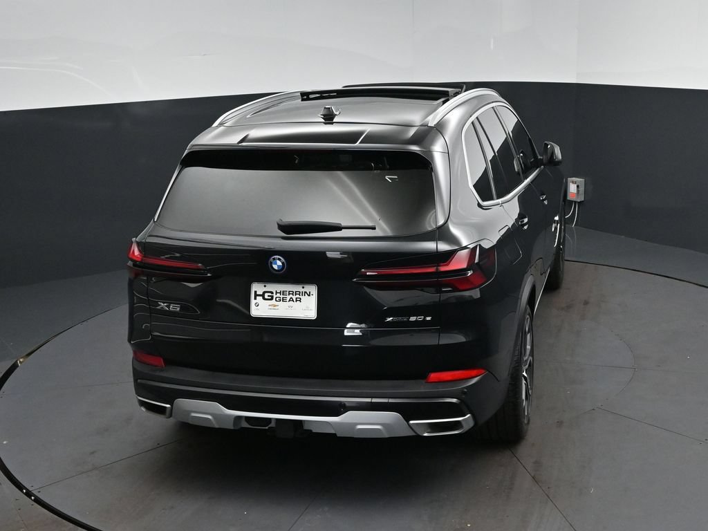 Certified 2024 BMW X5 xDrive50e w/ Premium Package AWD/4WD image 34