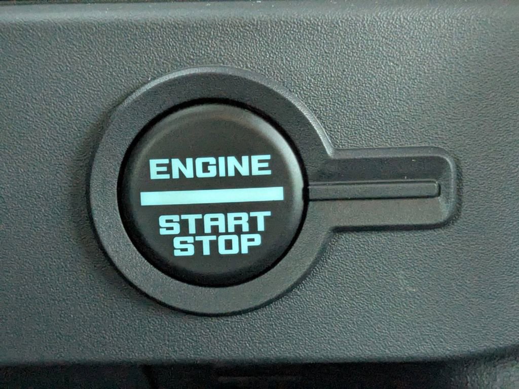 New 2025 Ford Bronco Badlands image 29