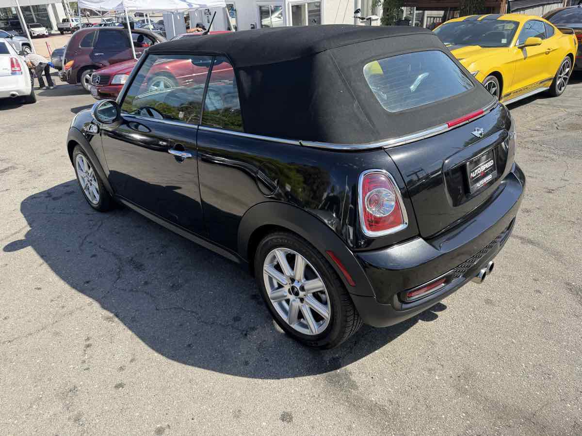 Used 2013 MINI Cooper S FWD image 22