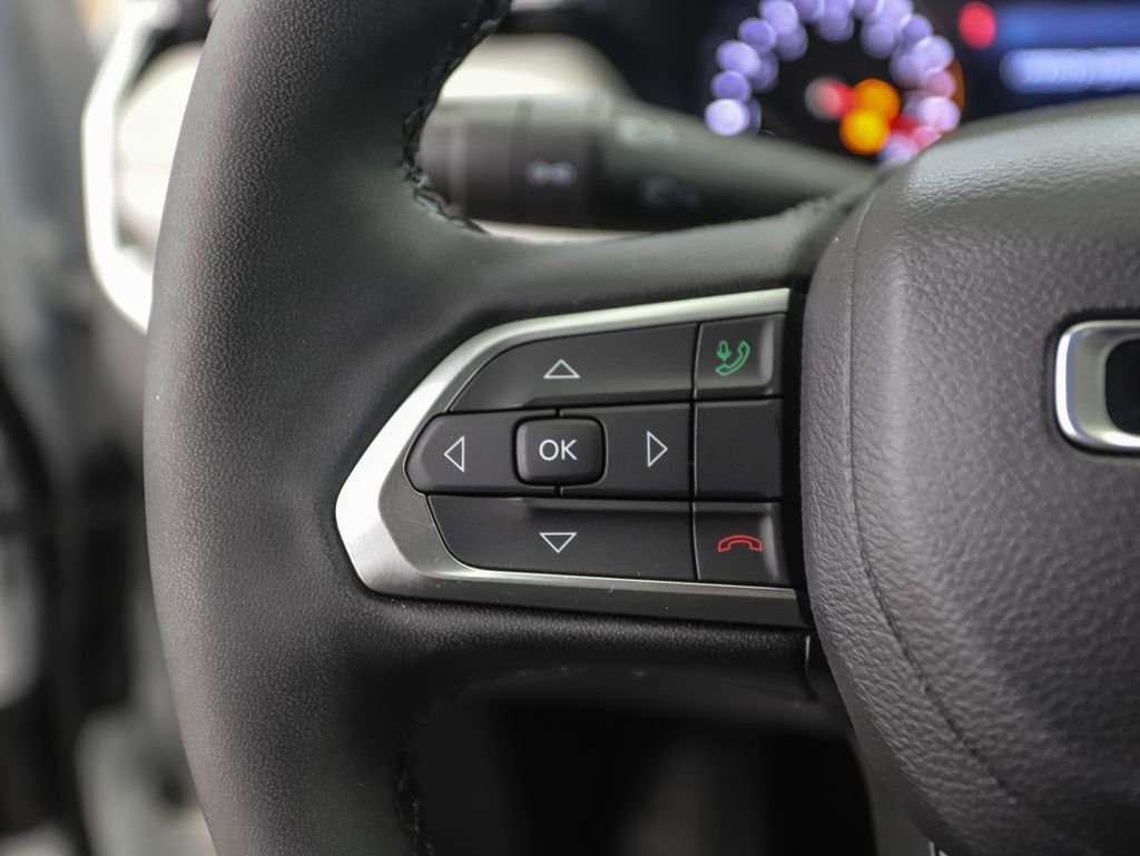 Used 2024 Jeep Compass Limited image 12