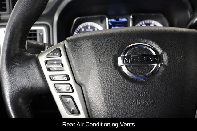 Used 2019 Nissan Titan SV w/ SV Convenience Package RWD image 8