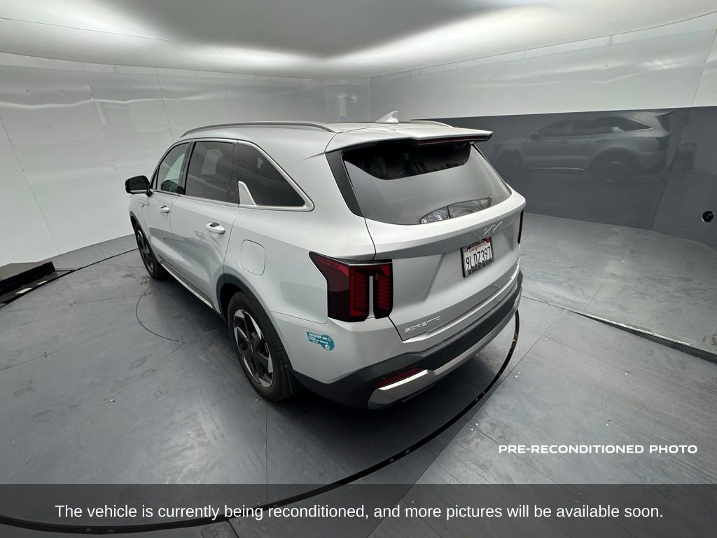 Used 2025 Kia Sorento SX Prestige AWD/4WD image 3