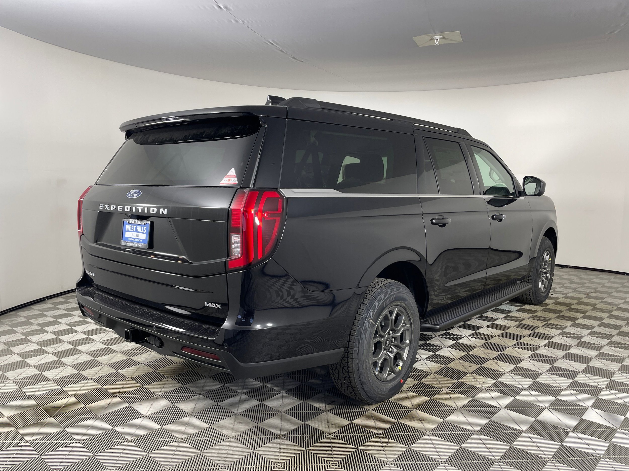 New 2025 Ford Expedition Max Active image 6