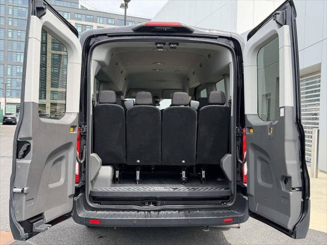 Used 2024 Ford Transit 350 XLT RWD image 14