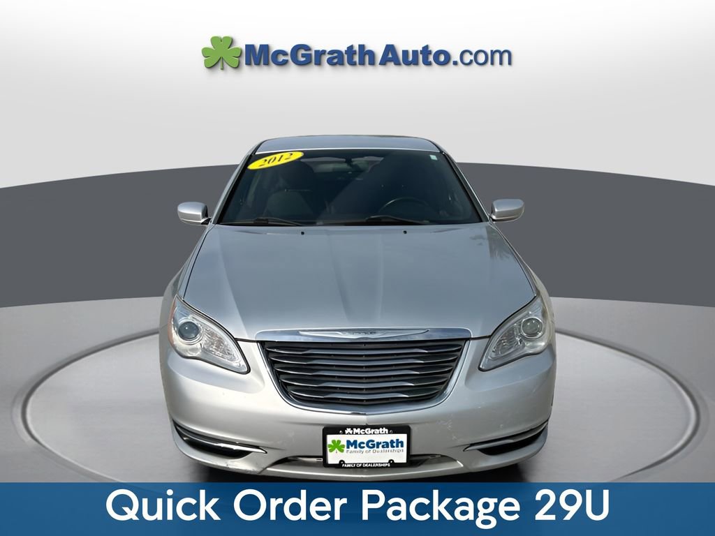 Used 2012 Chrysler 200 Touring FWD image 2