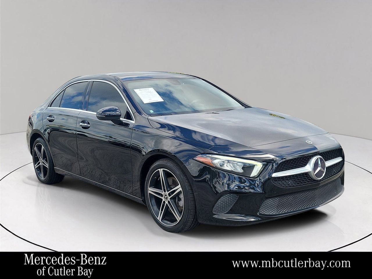 Used 2022 Mercedes-Benz A 220 image 1