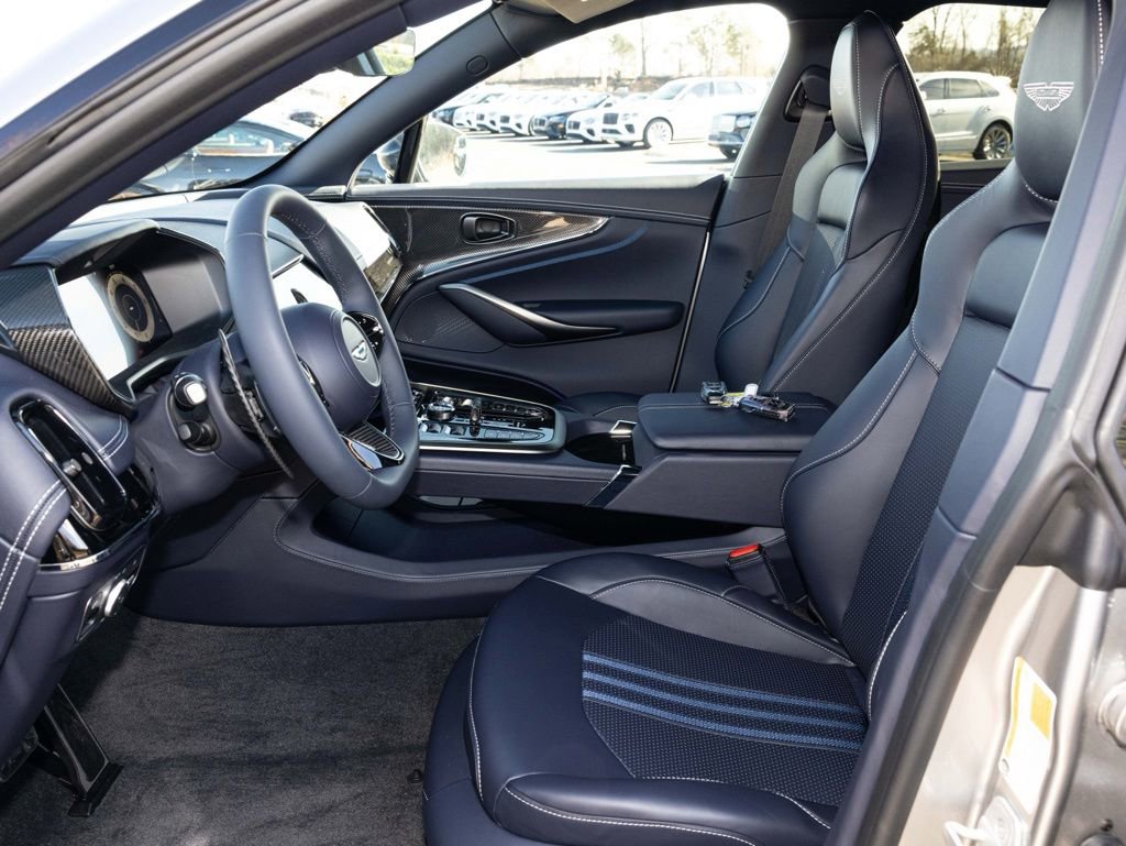 New 2026 Aston Martin DBX 707 image 26