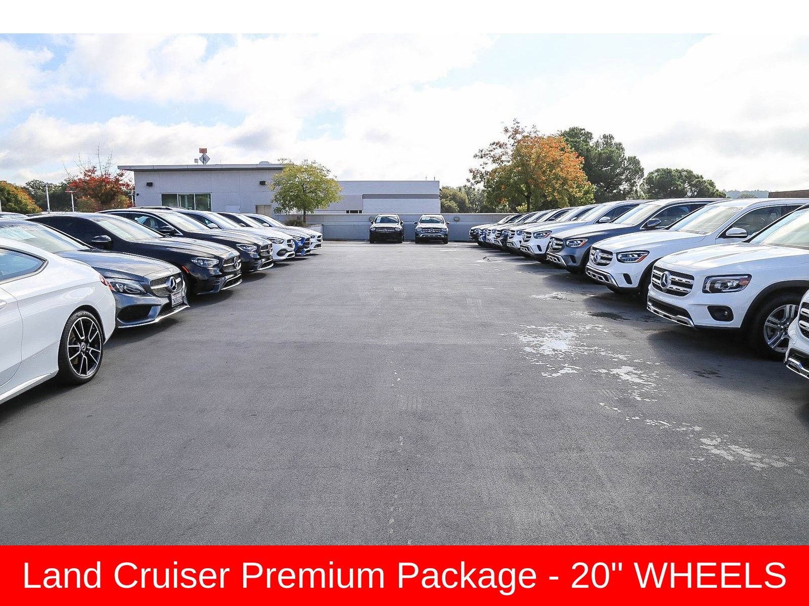 Used 2026 Toyota Land Cruiser w/ Premium Package AWD/4WD image 39