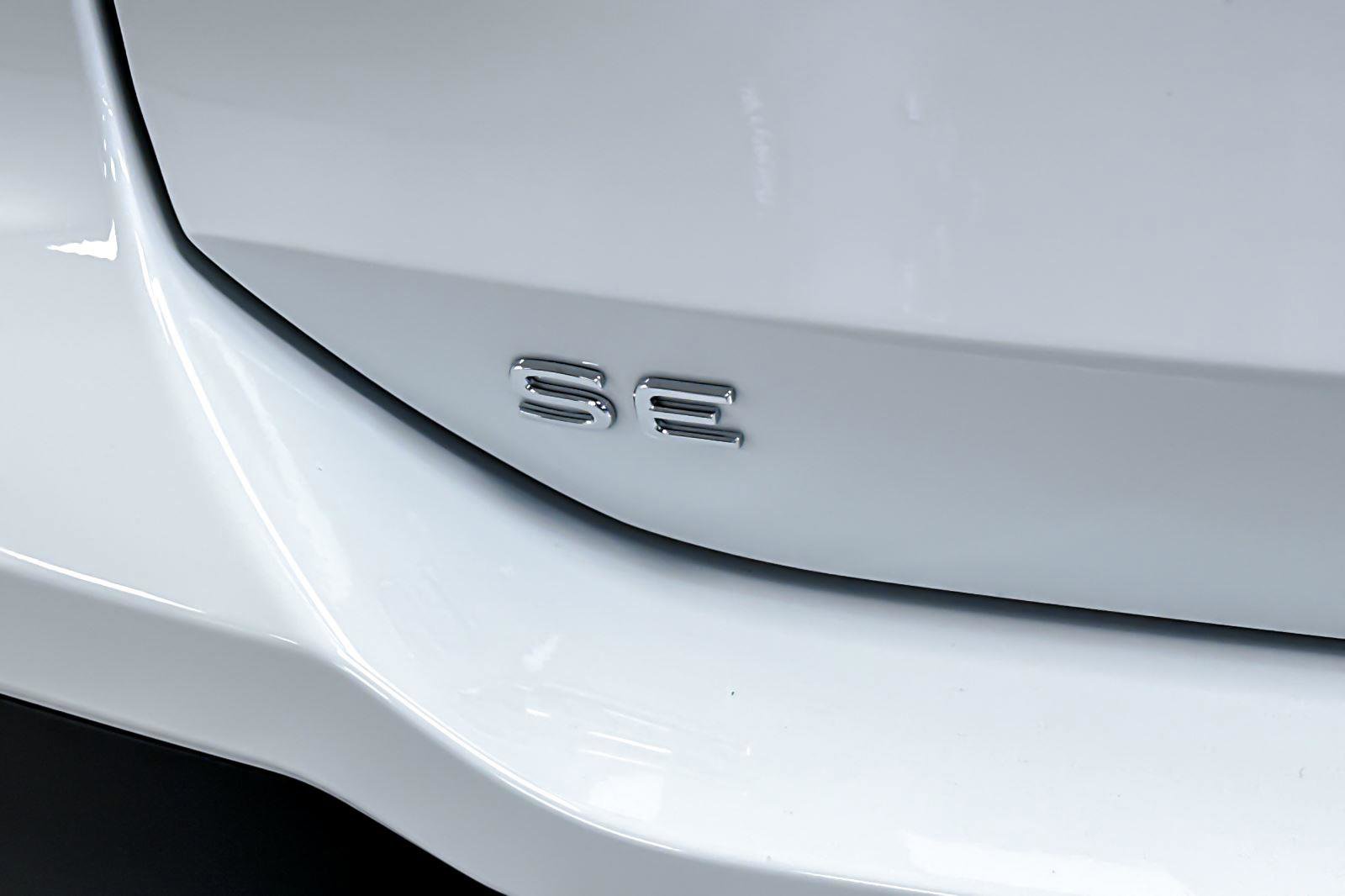 New 2026 Volkswagen Tiguan SE image 25