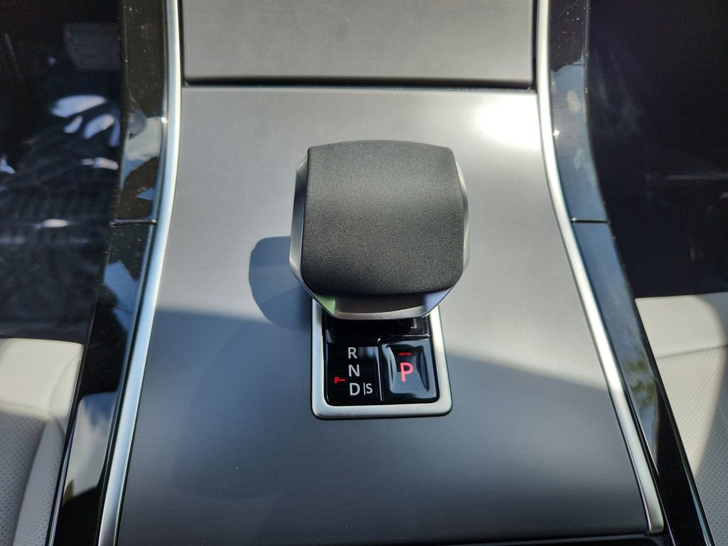 New 2026 Land Rover Range Rover Evoque S image 16