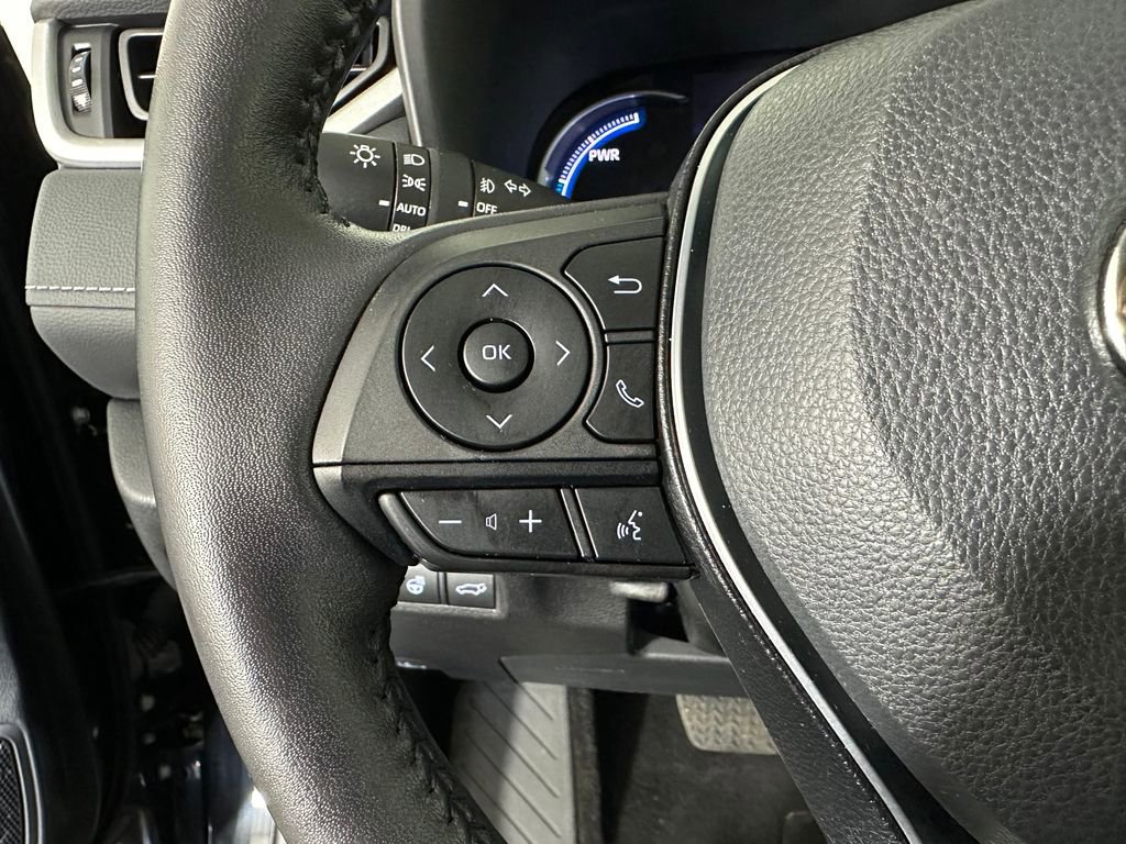 Used 2022 Toyota RAV4 Limited AWD/4WD image 13