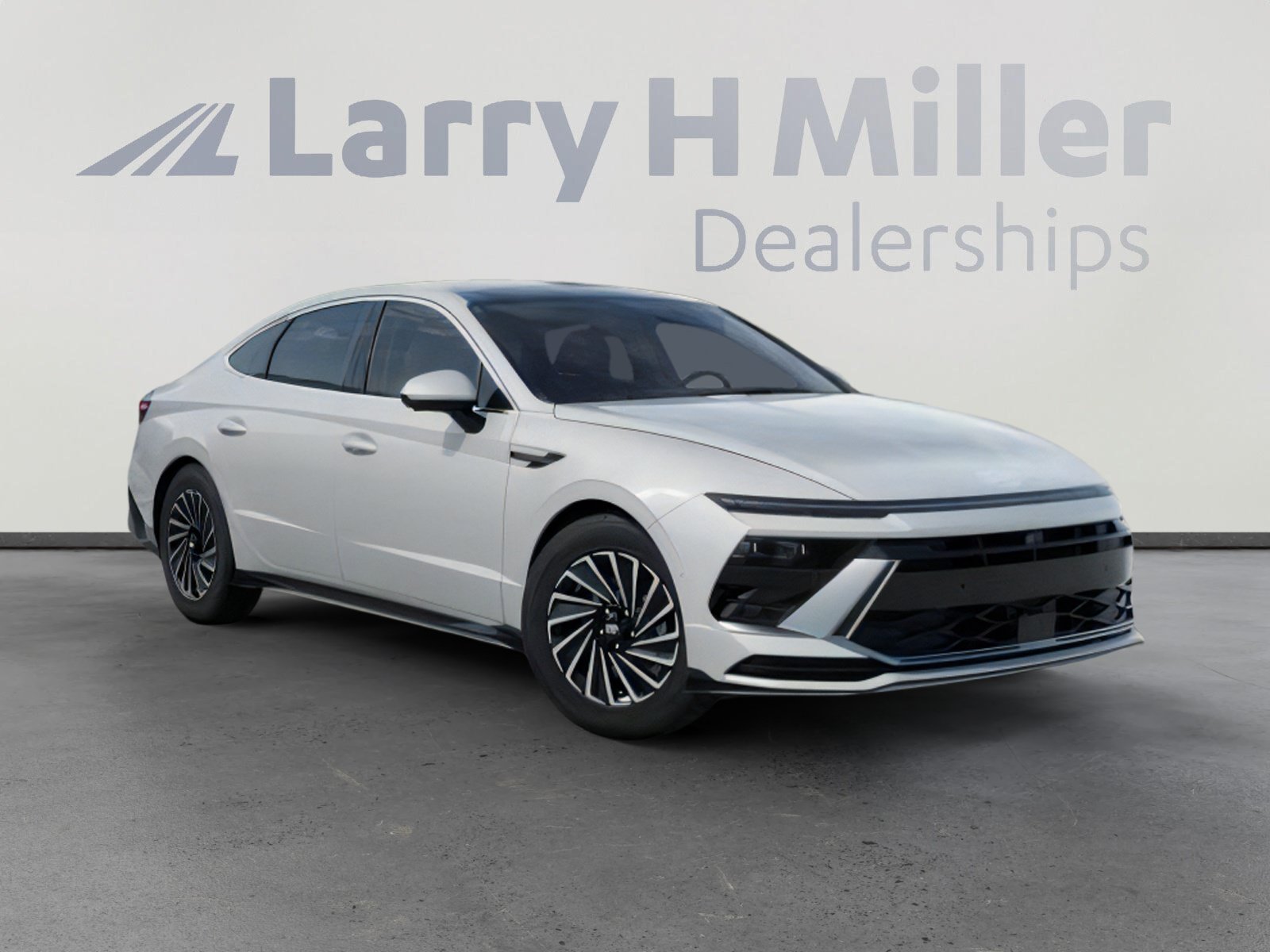 New 2026 Hyundai Sonata Limited FWD image 2