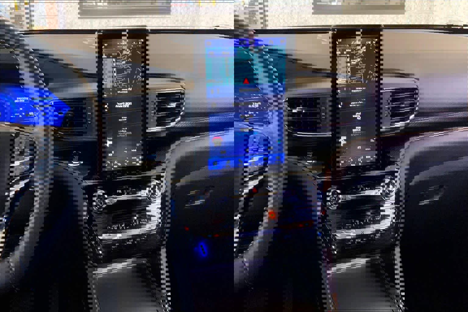 Used 2023 Ford Explorer ST w/ Equipment Group 401A AWD/4WD image 7